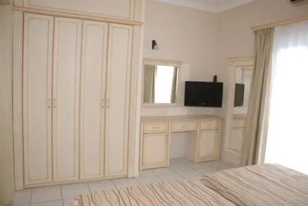 Tropicana Beach - 41