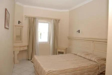 Tropicana Beach - 40