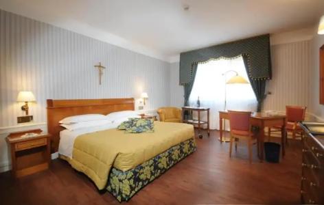 Centro Di Spiritualità Padre Pio - 42