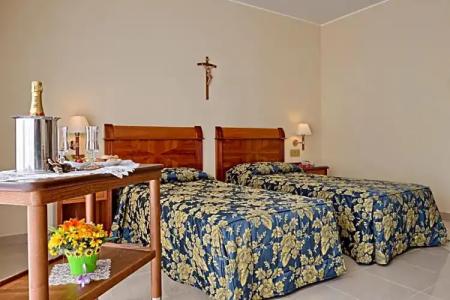 Centro Di Spiritualità Padre Pio - 30