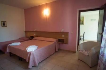 I Lecci Guesthouse - 1