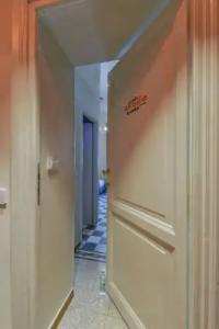 The Pope's Window - 9