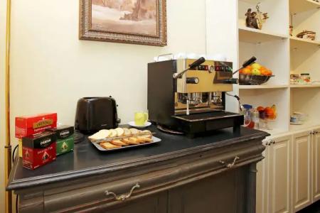 Amica Rome Guest House - 7