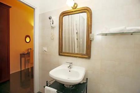 Amica Rome Guest House - 20