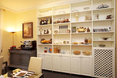 Amica Rome Guest House - 8