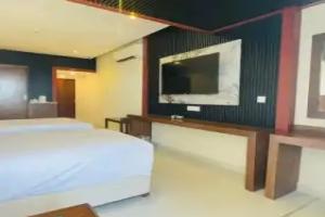 Resort Sur Beach Holiday, Sur