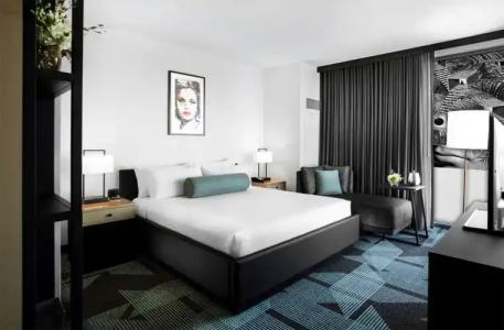 Downtown Grand & Casino - 55