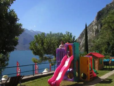 Surf Pier - Montagnoli Group - 15