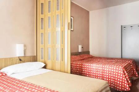 Surf Pier - Montagnoli Group - 36