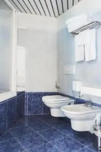 Surf Pier - Montagnoli Group - 86