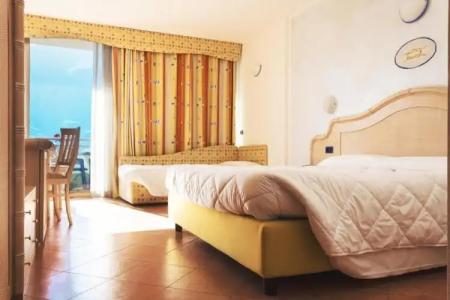Surf Pier - Montagnoli Group - 69