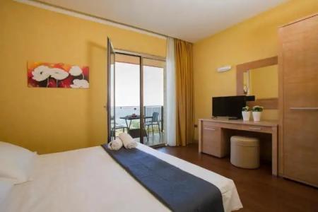 Yachting Palace - 45