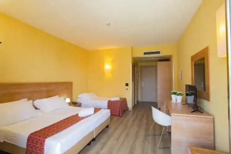 Yachting Palace - 35