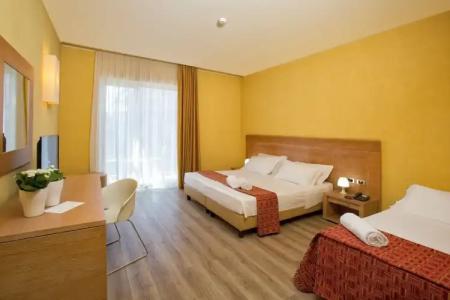 Yachting Palace - 37