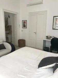 B&B Nike - Rooms Only - 140