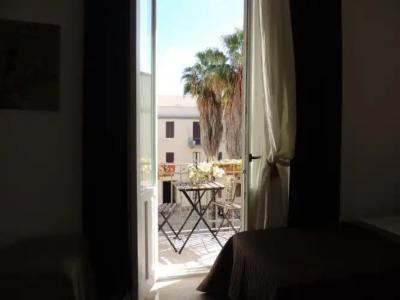 B&B Nike - Rooms Only - 129