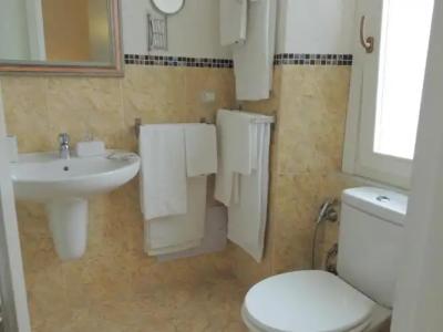 B&B Nike - Rooms Only - 130