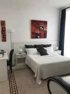 B&B Nike - Rooms Only - 142