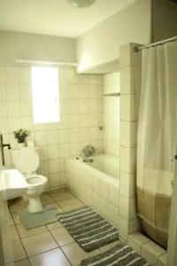 Tilla's Guesthouse - 5