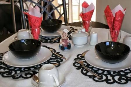 Tilla's Guesthouse - 7