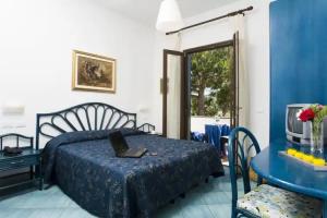 Hotel Boutique Ideal, Ischia Town