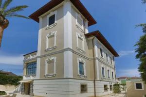 Hotel 900, Giulianova