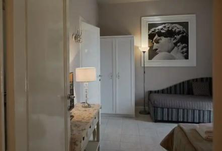 Leone X Guest House - 33