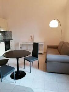 Leone X Guest House - 55