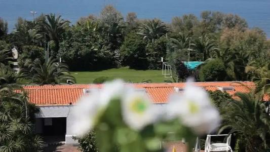 Marina Club - 55