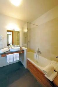 Maison Tissiere et Cuisine - 22