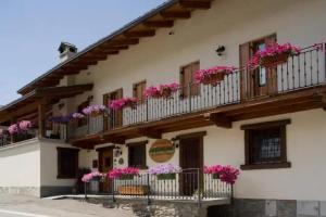 Agriturismo Au Jardin Fleuri, Antey-Saint-Andre