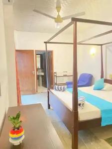 Hikkaduwa Sea Front - 27