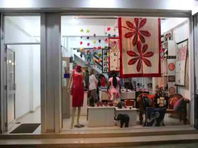 Blue Elephant Tourist Guest House - 15