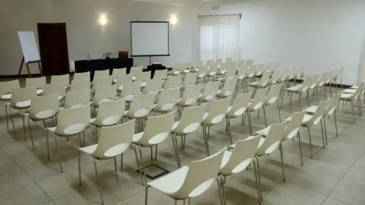 Occidental Paradise - 15