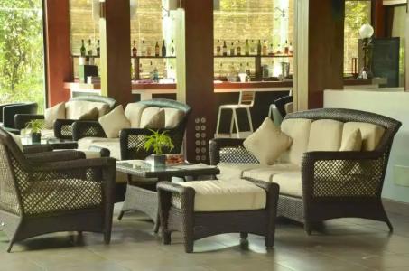 Occidental Paradise - 28