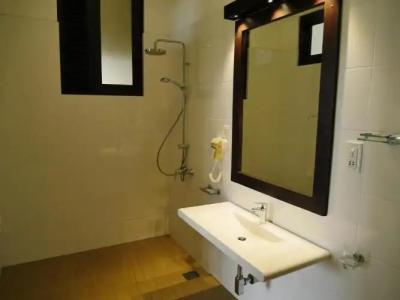 Lagoon Paradise Beach Resort - 77