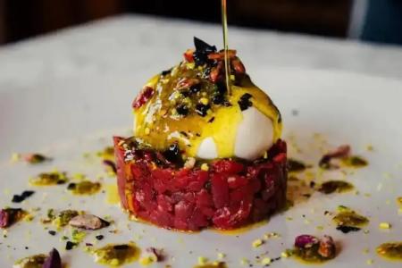 la Pietra Restaurant - 11