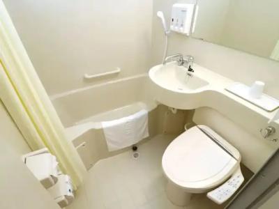 Toyoko Inn Hokkaido Sapporo-Eki Minami-Guchi - 27