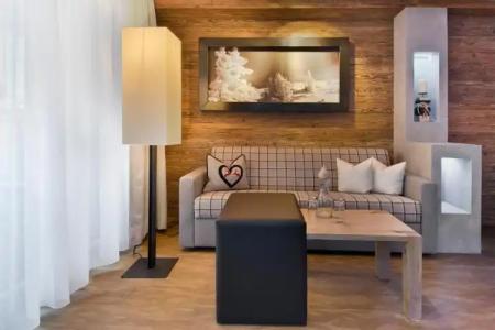 PETE - Alpine Boutique - 46