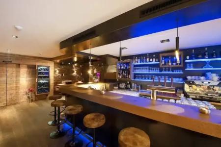 PETE - Alpine Boutique - 21