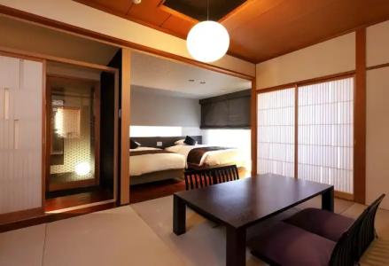 Nishitetsu Grand - 80