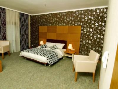 Grand Nur Plaza - 3