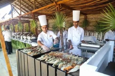 Maalu Maalu Resort & Spa - 11