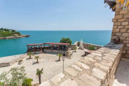 Kulla e Balshajve - 10