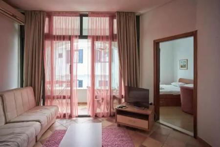 Secret Garden Apartments - 40