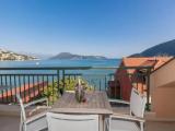2 Bedrooms Apartment with balcony and with sea view