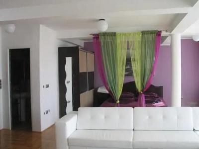 Accommodation Royal Azur - 123