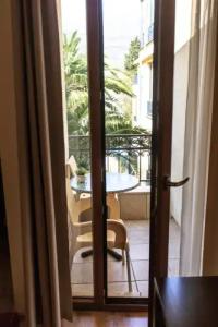 Lucic Rooms & Suites - 7