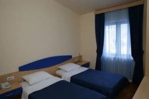 Regina Jelena, Budva