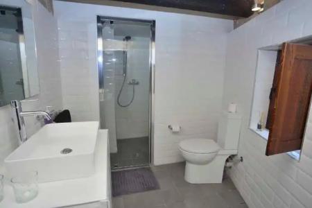 The Burrow Guest House - 9